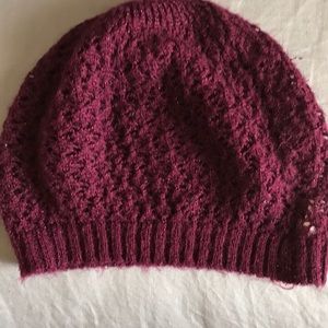 ⭐️Maroon knitted beanie